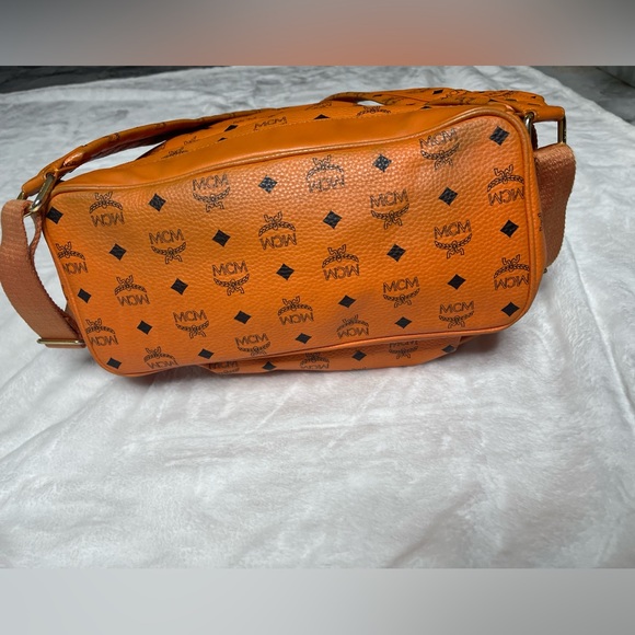 MCM Visetos Side Stud Large Stark Backpack Orange - Picture 12 of 15